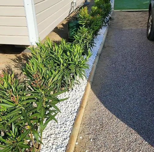 La Pointe De Sel אתר קמפינג קאנט אן רוסיון